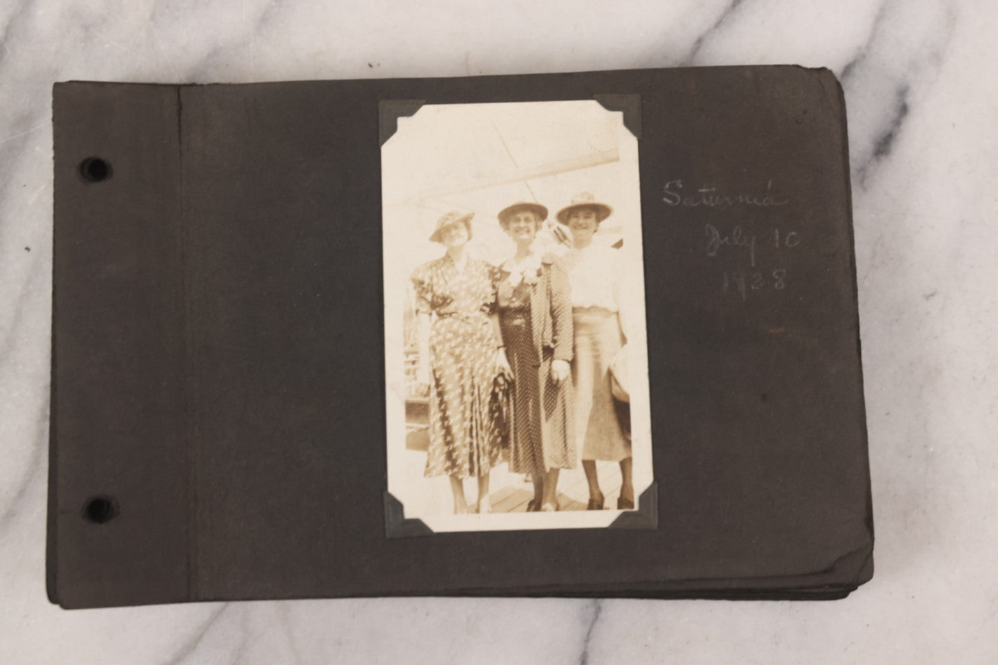 Lot 072 - Vintage Snapshot Photo Album Containing 85+ Photographs, Mostly Of Travel In Italy, Including Pompeii, Rome, Gelati Vendors, The Colosseum, Venice, As Well As Photographs Of The Netherlands, Edinburgh, And More, Note All Page Loose