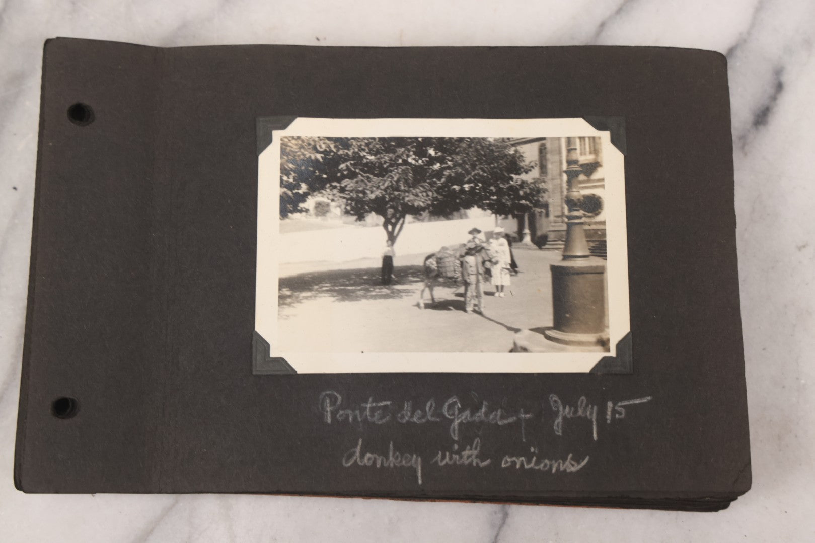 Lot 072 - Vintage Snapshot Photo Album Containing 85+ Photographs, Mostly Of Travel In Italy, Including Pompeii, Rome, Gelati Vendors, The Colosseum, Venice, As Well As Photographs Of The Netherlands, Edinburgh, And More, Note All Page Loose