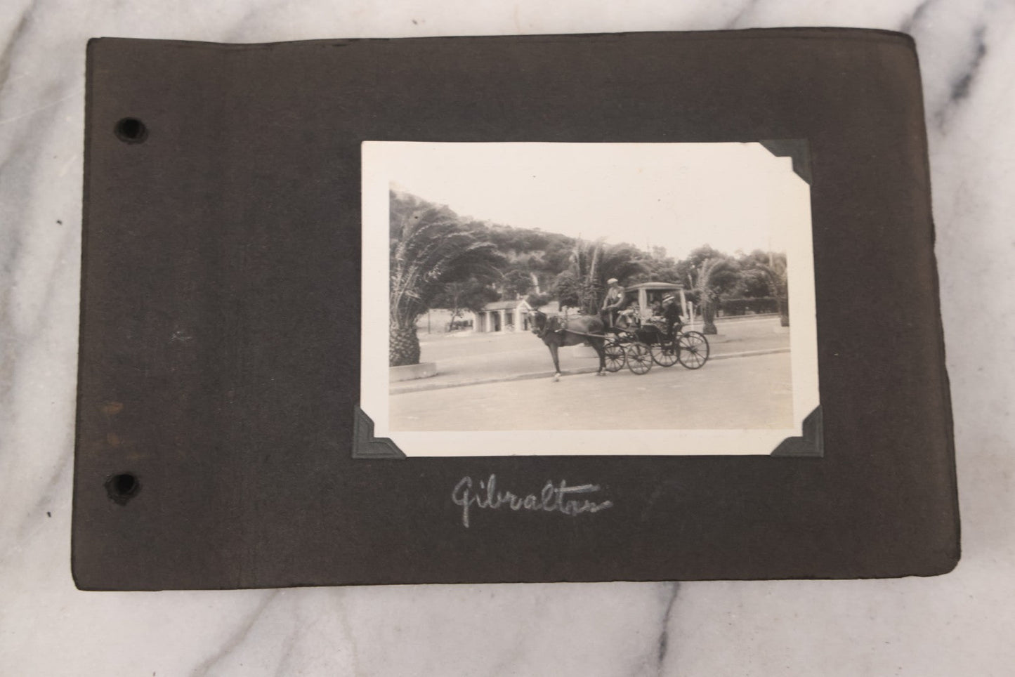 Lot 072 - Vintage Snapshot Photo Album Containing 85+ Photographs, Mostly Of Travel In Italy, Including Pompeii, Rome, Gelati Vendors, The Colosseum, Venice, As Well As Photographs Of The Netherlands, Edinburgh, And More, Note All Page Loose