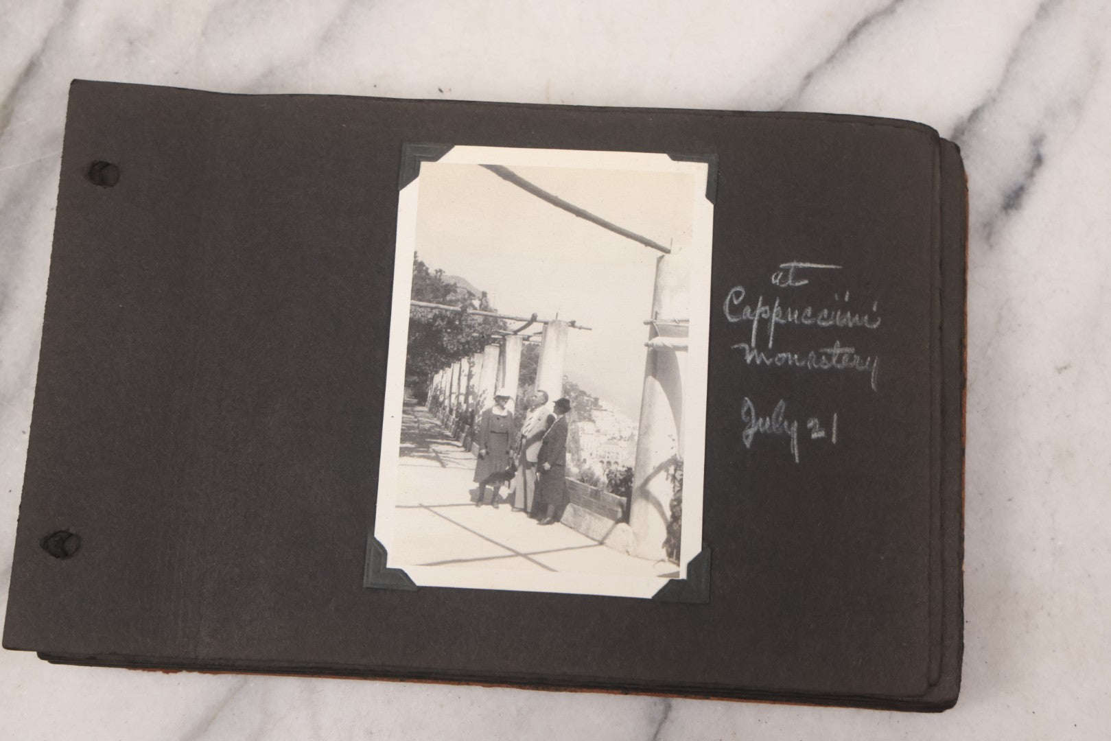 Lot 072 - Vintage Snapshot Photo Album Containing 85+ Photographs, Mostly Of Travel In Italy, Including Pompeii, Rome, Gelati Vendors, The Colosseum, Venice, As Well As Photographs Of The Netherlands, Edinburgh, And More, Note All Page Loose