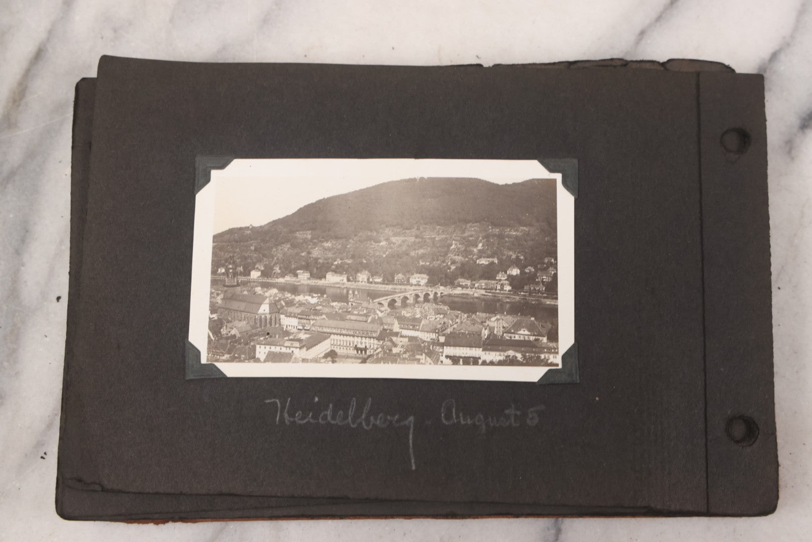 Lot 072 - Vintage Snapshot Photo Album Containing 85+ Photographs, Mostly Of Travel In Italy, Including Pompeii, Rome, Gelati Vendors, The Colosseum, Venice, As Well As Photographs Of The Netherlands, Edinburgh, And More, Note All Page Loose
