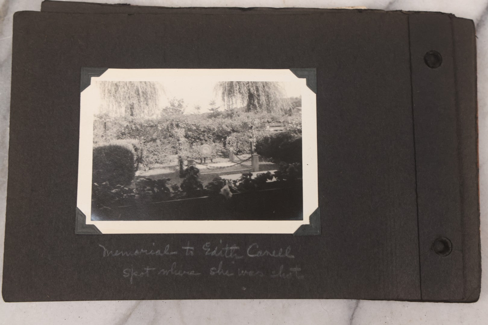 Lot 072 - Vintage Snapshot Photo Album Containing 85+ Photographs, Mostly Of Travel In Italy, Including Pompeii, Rome, Gelati Vendors, The Colosseum, Venice, As Well As Photographs Of The Netherlands, Edinburgh, And More, Note All Page Loose