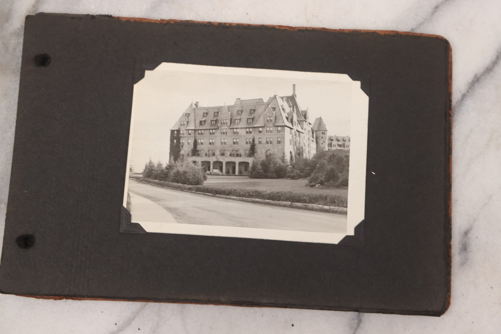 Lot 072 - Vintage Snapshot Photo Album Containing 85+ Photographs, Mostly Of Travel In Italy, Including Pompeii, Rome, Gelati Vendors, The Colosseum, Venice, As Well As Photographs Of The Netherlands, Edinburgh, And More, Note All Page Loose