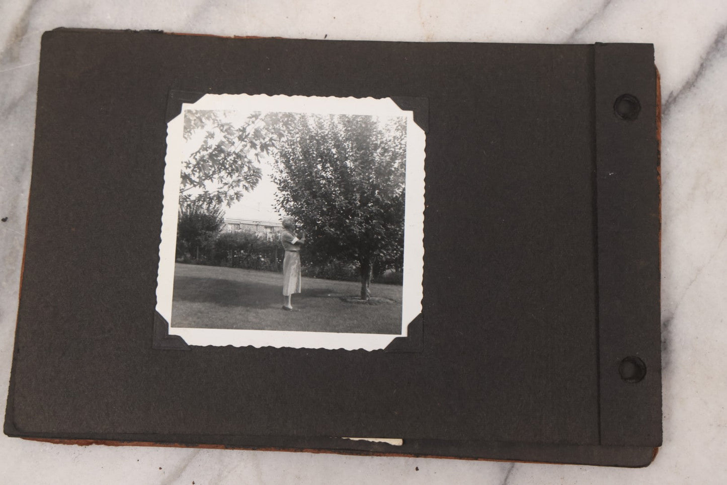 Lot 072 - Vintage Snapshot Photo Album Containing 85+ Photographs, Mostly Of Travel In Italy, Including Pompeii, Rome, Gelati Vendors, The Colosseum, Venice, As Well As Photographs Of The Netherlands, Edinburgh, And More, Note All Page Loose