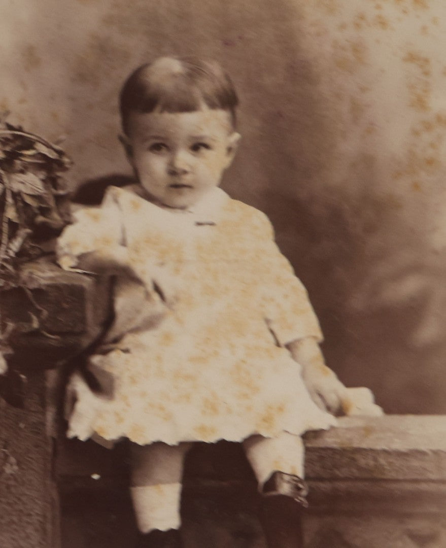 Lot 111 - Grouping Of Five Cabinet Card Portrait Photographs Of Women And Babies