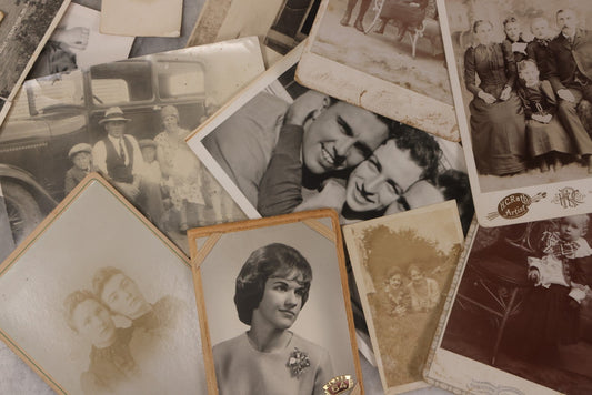 Lot 162 - Grouping Of 25+ Antique And Vintage Cabinet Card, Foldered, And Snapshot Photographs Including Portraits Of Children, Friends, Families, And More, With Class Of 1964 Senior Portrait Of Young Woman