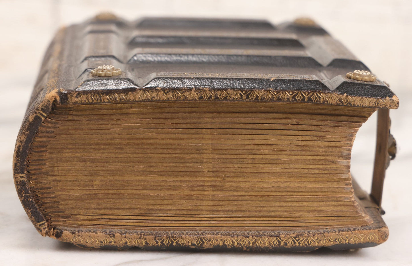 Lot 005 - Antique Unused Finely Bound Antique Photo Album For Tintype, Carte De Visite, And Cabinet Card Photographs, "The Photographic Album" Manufactured By Altemus & Co., Philadelphia, Patented July 21st, 1863, With Custom L.A.N.E. Monogram