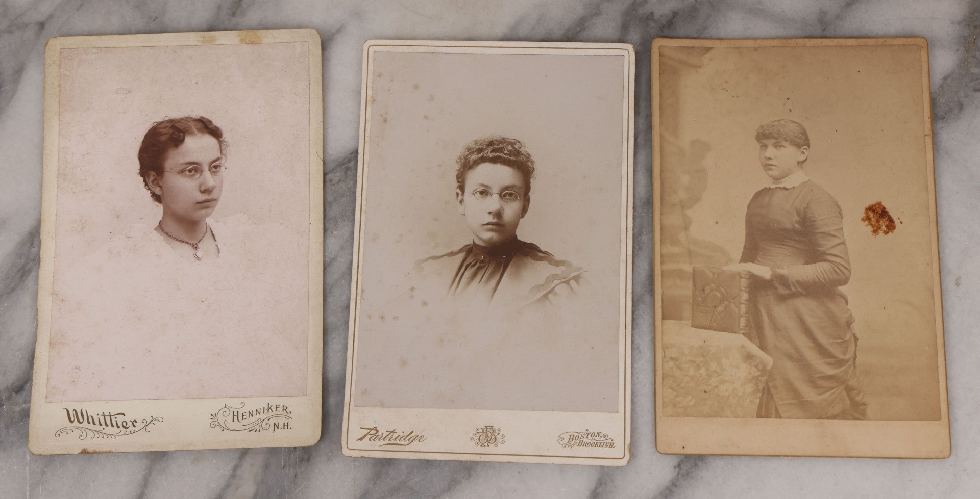 Lot 072 - Grouping Of 16 Antique Cabinet Card Photographs Of Women, Men, And Children, Including Sibling Pairs