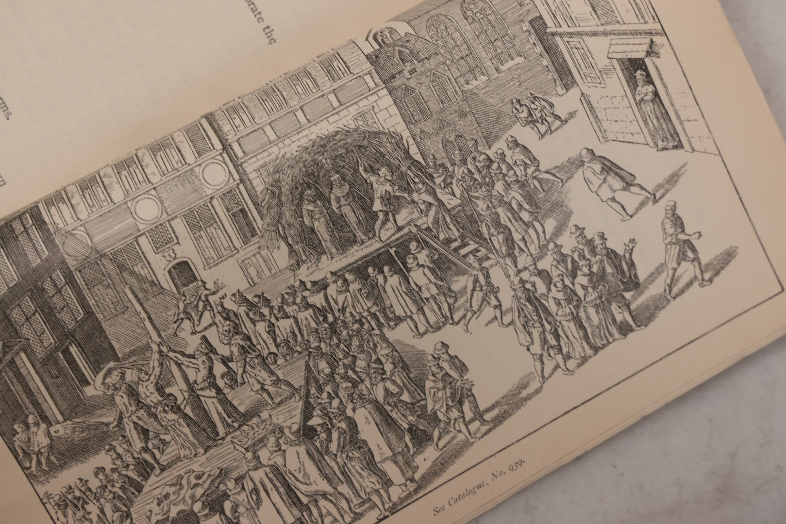 Lot 089 - "Collection Of Torture Instruments From The Royal Castle Of Nuremberg" Illustrated Catalogue From The Exhibition On View At 117 W 23rd St New York, 1893