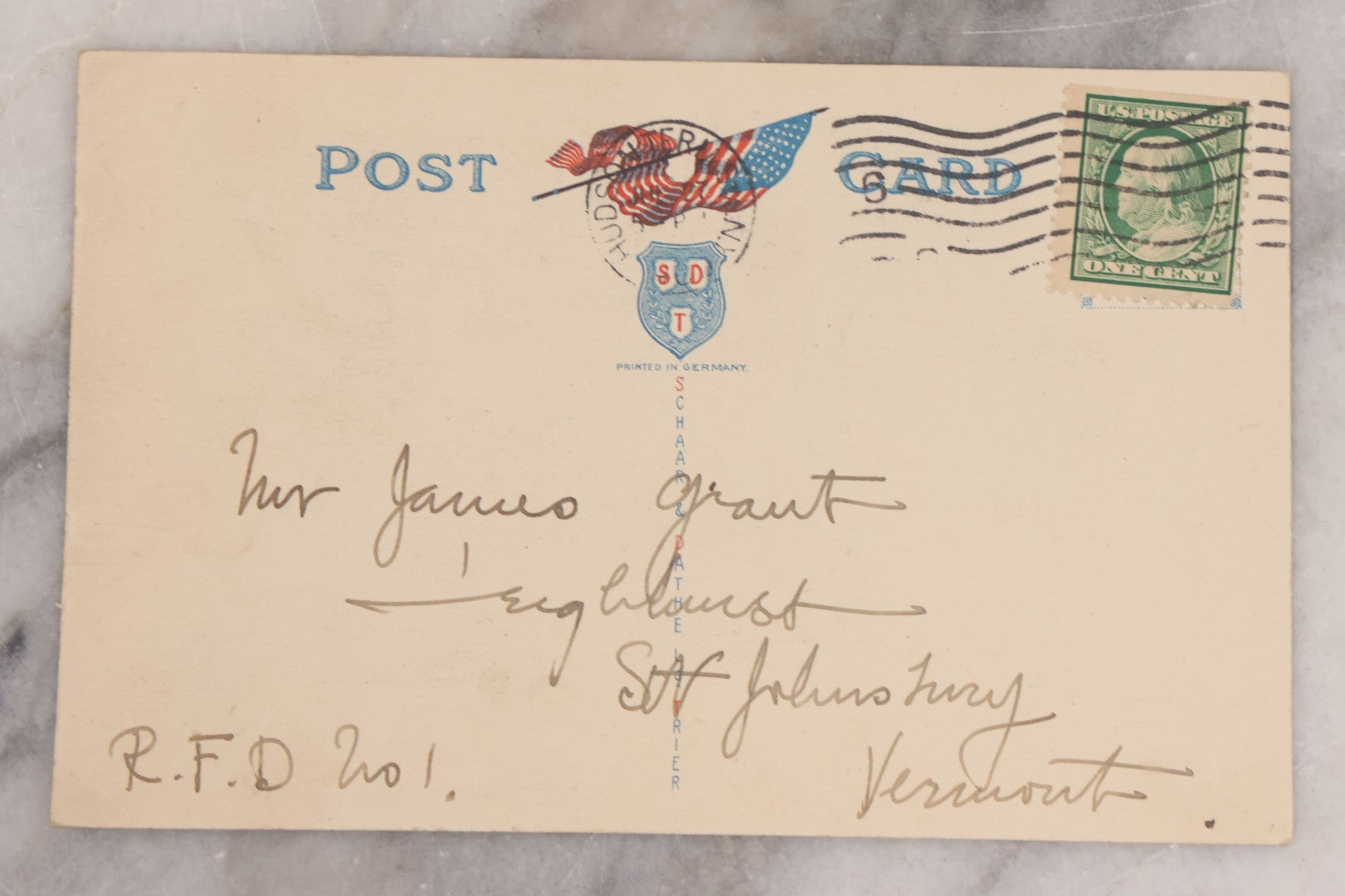 Lot 107 - Grouping Of Five Antique New York Postcards, Including Glitter Postcard, St. Paul's Church, Flatiron Building