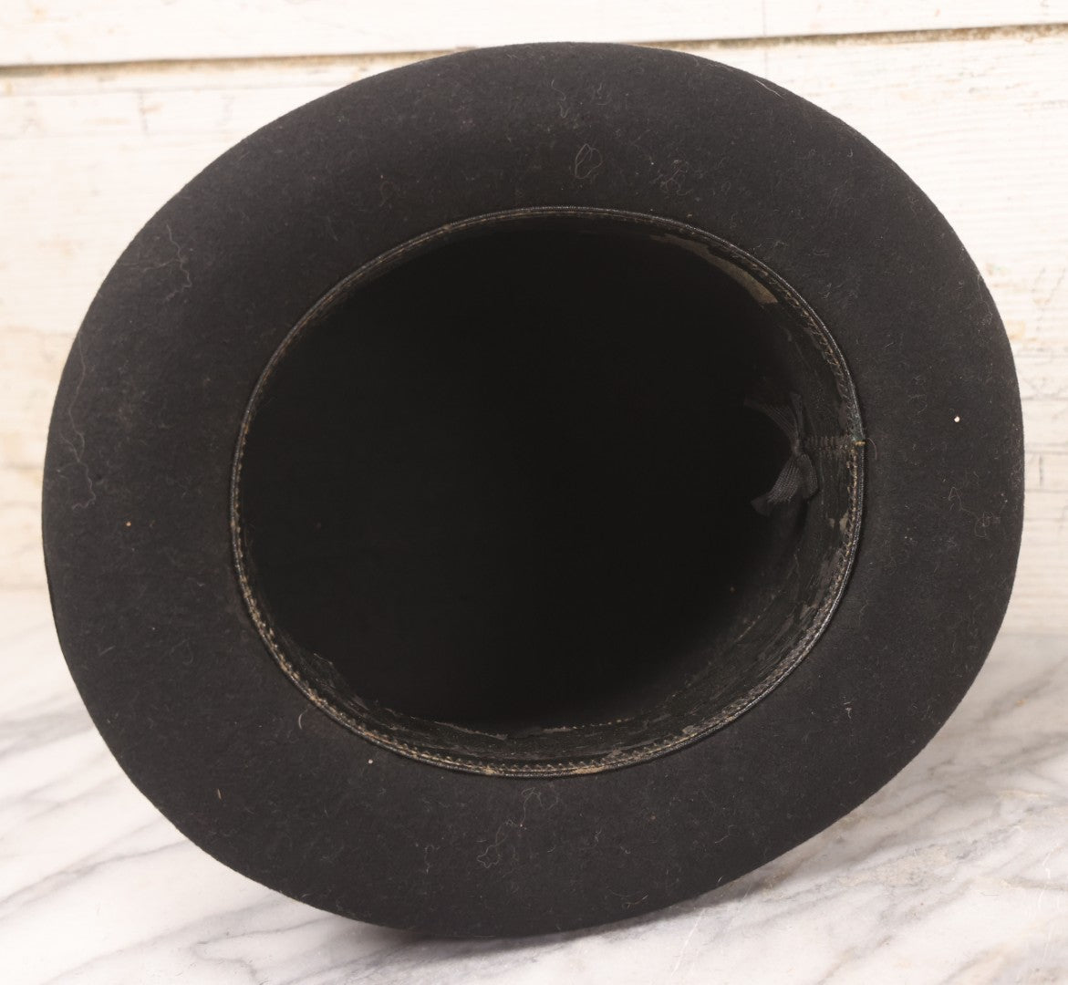 Lot 025 - Antique Black Wool Felt Top Hat With Grosgrain Ribbon Band And Bow, Early 20th Century