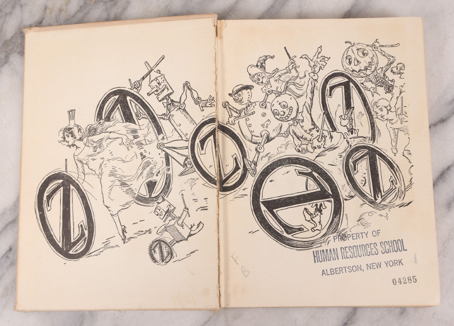 Lot 112 - "The Road To Oz" Antique Book By Frank L. Baum, Illustrated By John R. Neill, Ex-Library Copy, Published By The Reilly & Lee Co., Chicago, Copyright 1909