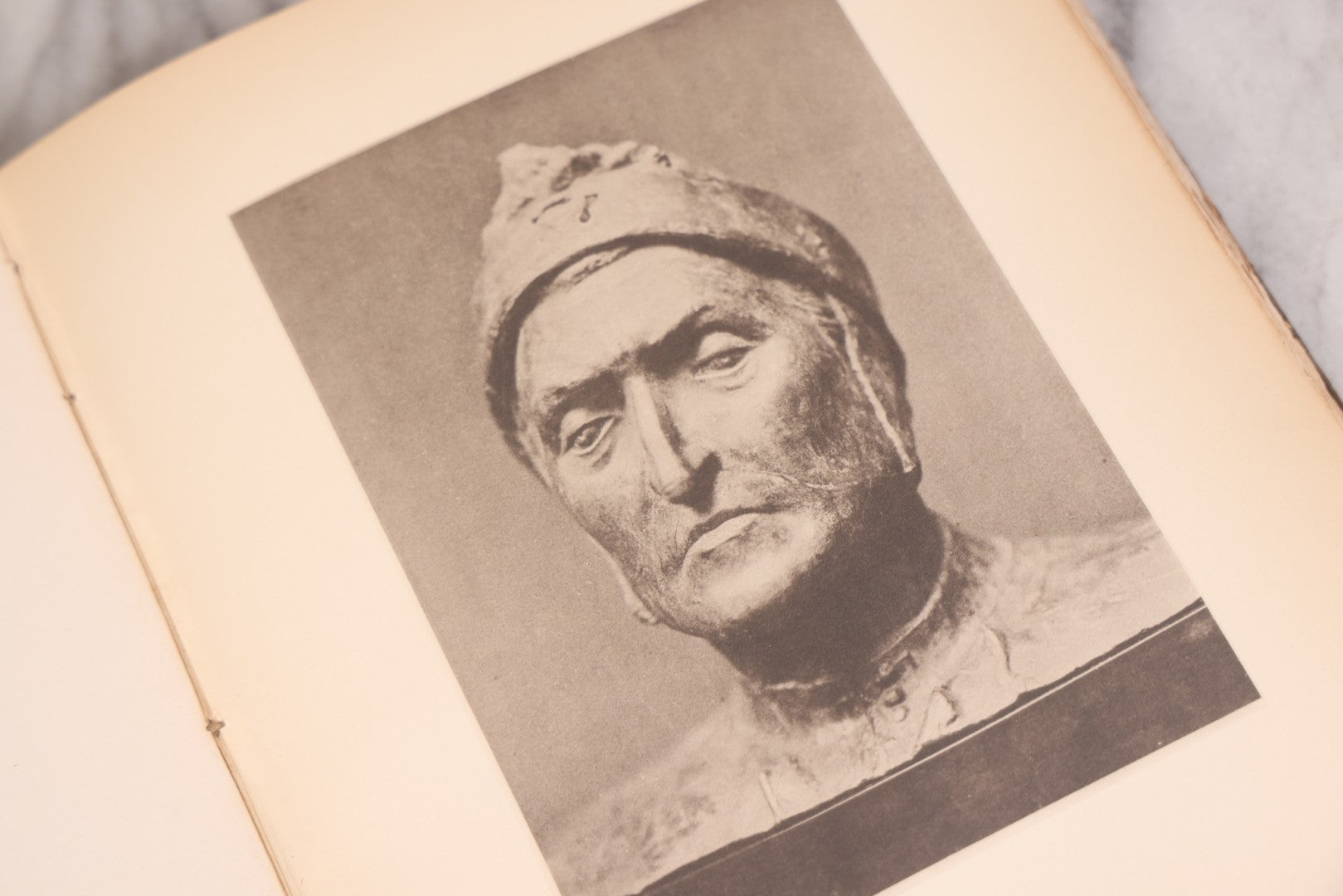 Lot 114 - "The New Life Of Dante Alighieri" Antique Book Translated And Pictured By Dante Gabriel Rossetti, Gilded Embossed Cover, Published By R.H. Russell, New York, 1901