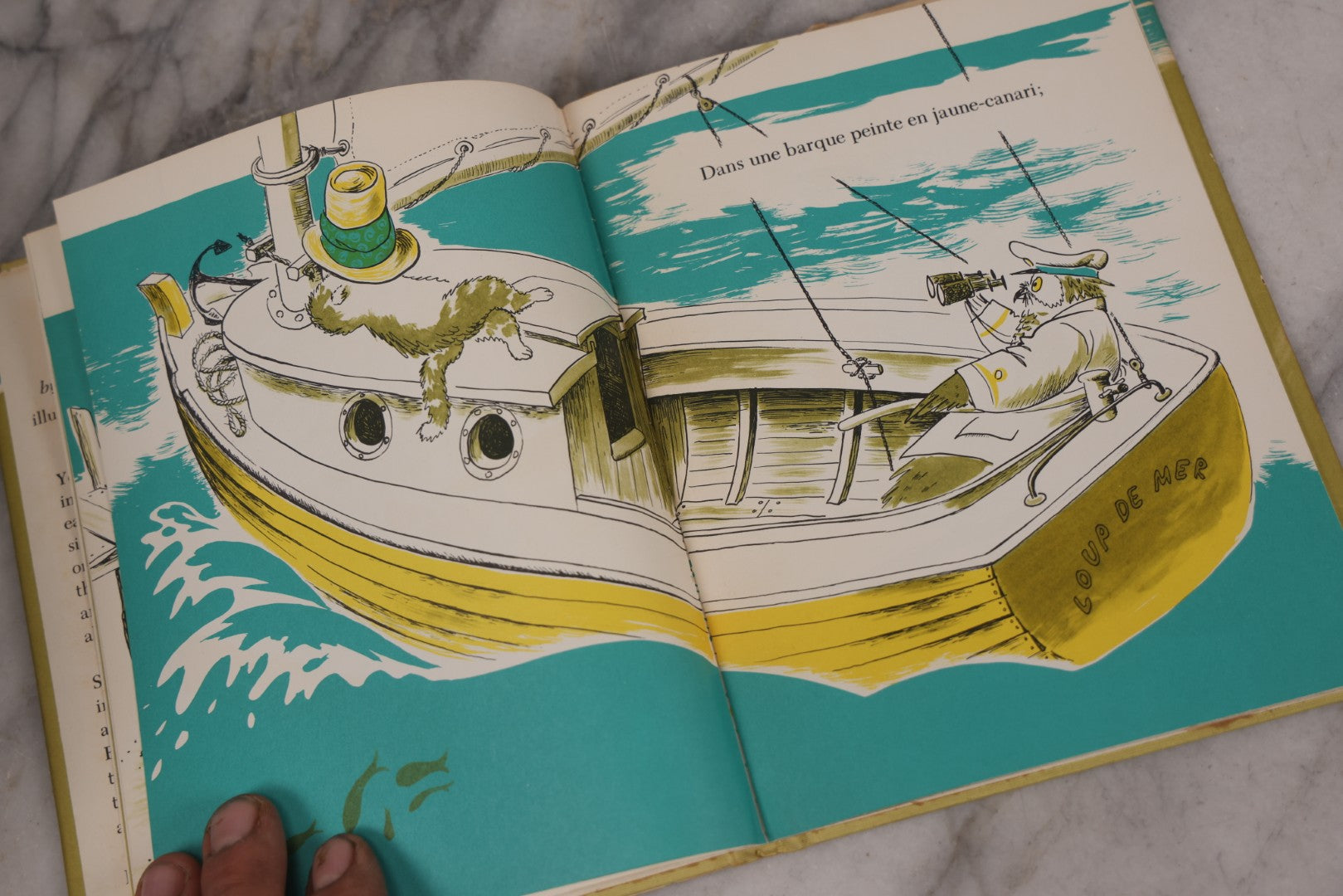 Lot 115 - "Le Hibou Et La Poussiquette" First Edition Children's Book By Francis Steegmuller, French Translation Of Edward Lear's "The Owl And The Pussy-Cat," Illustrated By Barbara Cooney, Published By Little, Brown & Co., Boston & Toronto, 1961