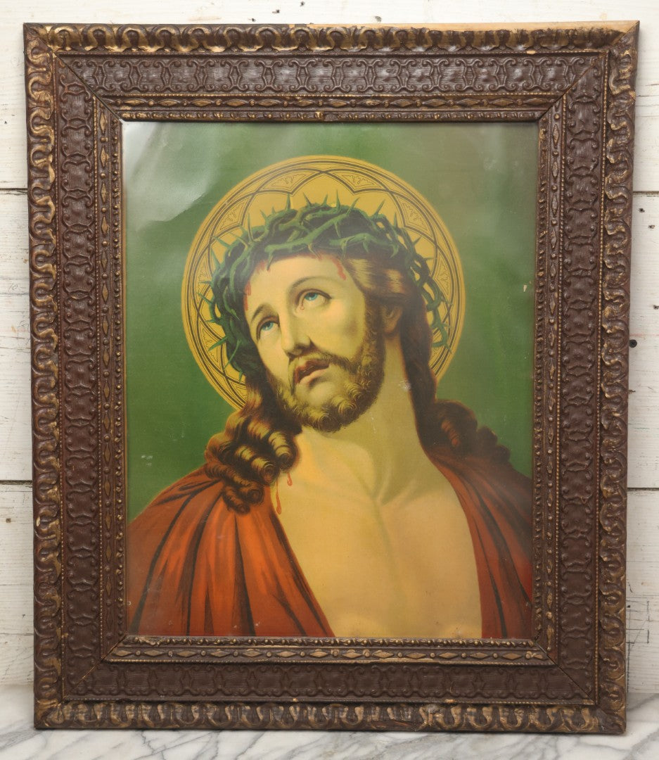 Lot 004 - Pair Of Antique Religious Devotional Chromolithograph Prints Depicting The Immaculate Heart Of The Mary And Jesus Christ, In Matching Gesso Frames, 22-3/4" x 26-5/8" Each