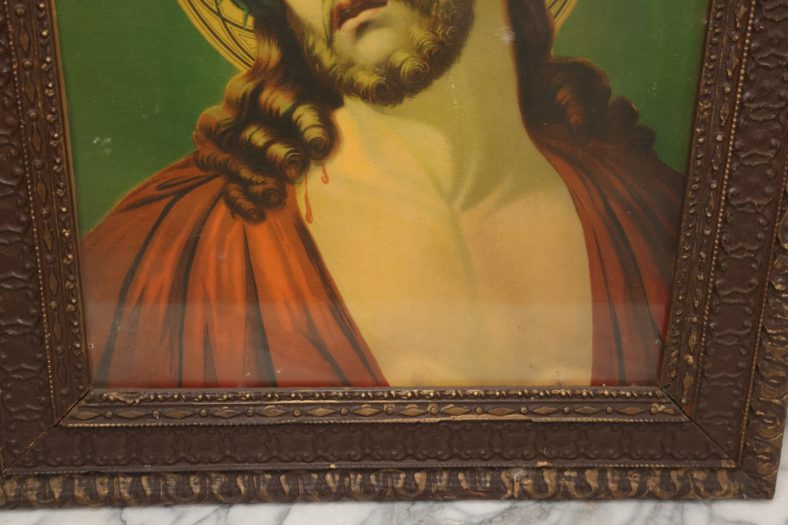 Lot 004 - Pair Of Antique Religious Devotional Chromolithograph Prints Depicting The Immaculate Heart Of The Mary And Jesus Christ, In Matching Gesso Frames, 22-3/4" x 26-5/8" Each