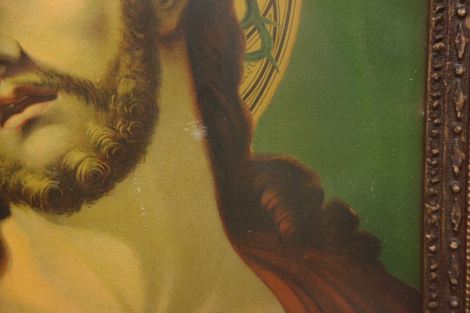 Lot 004 - Pair Of Antique Religious Devotional Chromolithograph Prints Depicting The Immaculate Heart Of The Mary And Jesus Christ, In Matching Gesso Frames, 22-3/4" x 26-5/8" Each