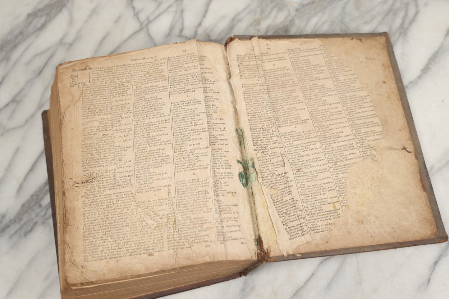 Lot 009 - Antique Leather Bound Family Holy Bible, King James Version, Handwritten Wilder Family Records Dating From 1737-1855, Printed By John Holbrook, Brattleborough, Vermont, Circa 1816, Note Missing Front Pages