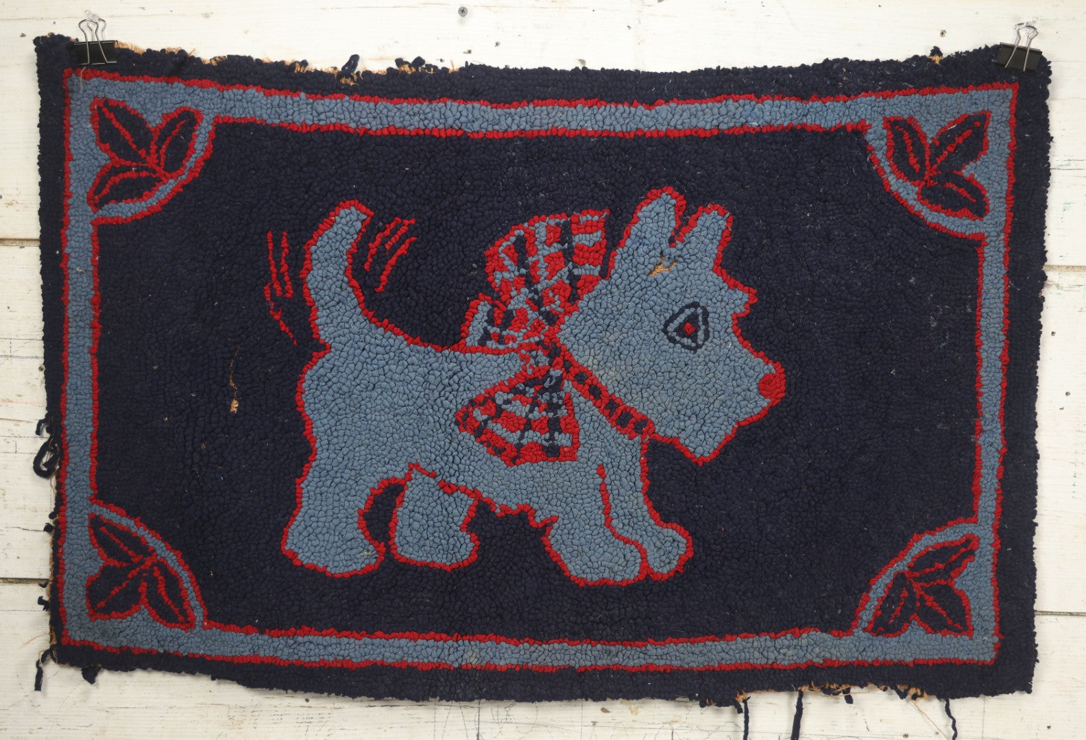 Lot 026 - Antique Folk Art Hooked Rug With Scottie Dog, Blue And Red Coloring, 33-1/2" x 21-1/2"