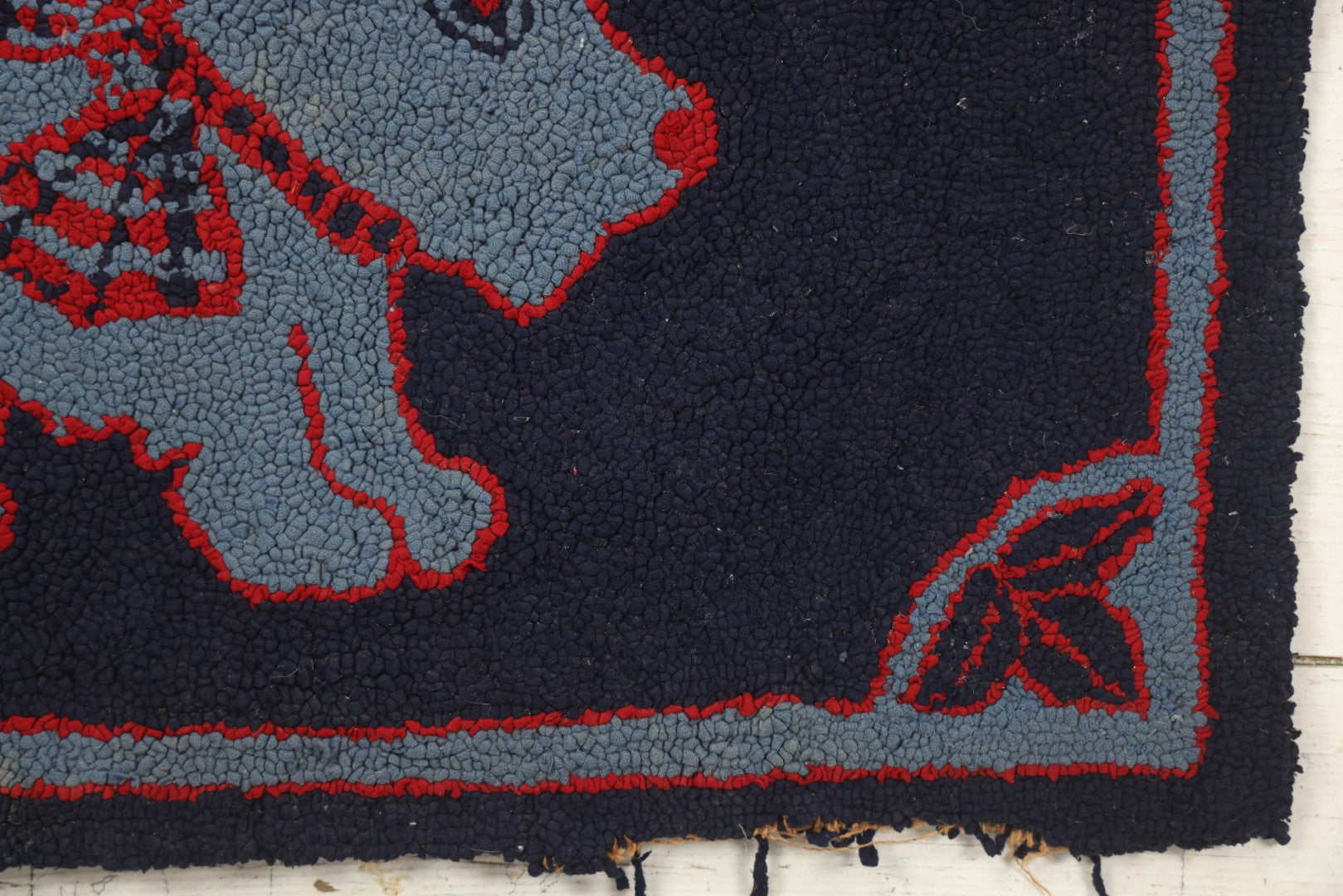 Lot 026 - Antique Folk Art Hooked Rug With Scottie Dog, Blue And Red Coloring, 33-1/2" x 21-1/2"