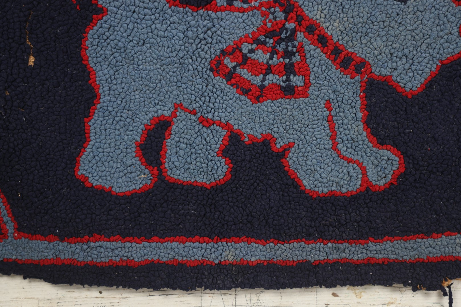 Lot 026 - Antique Folk Art Hooked Rug With Scottie Dog, Blue And Red Coloring, 33-1/2" x 21-1/2"