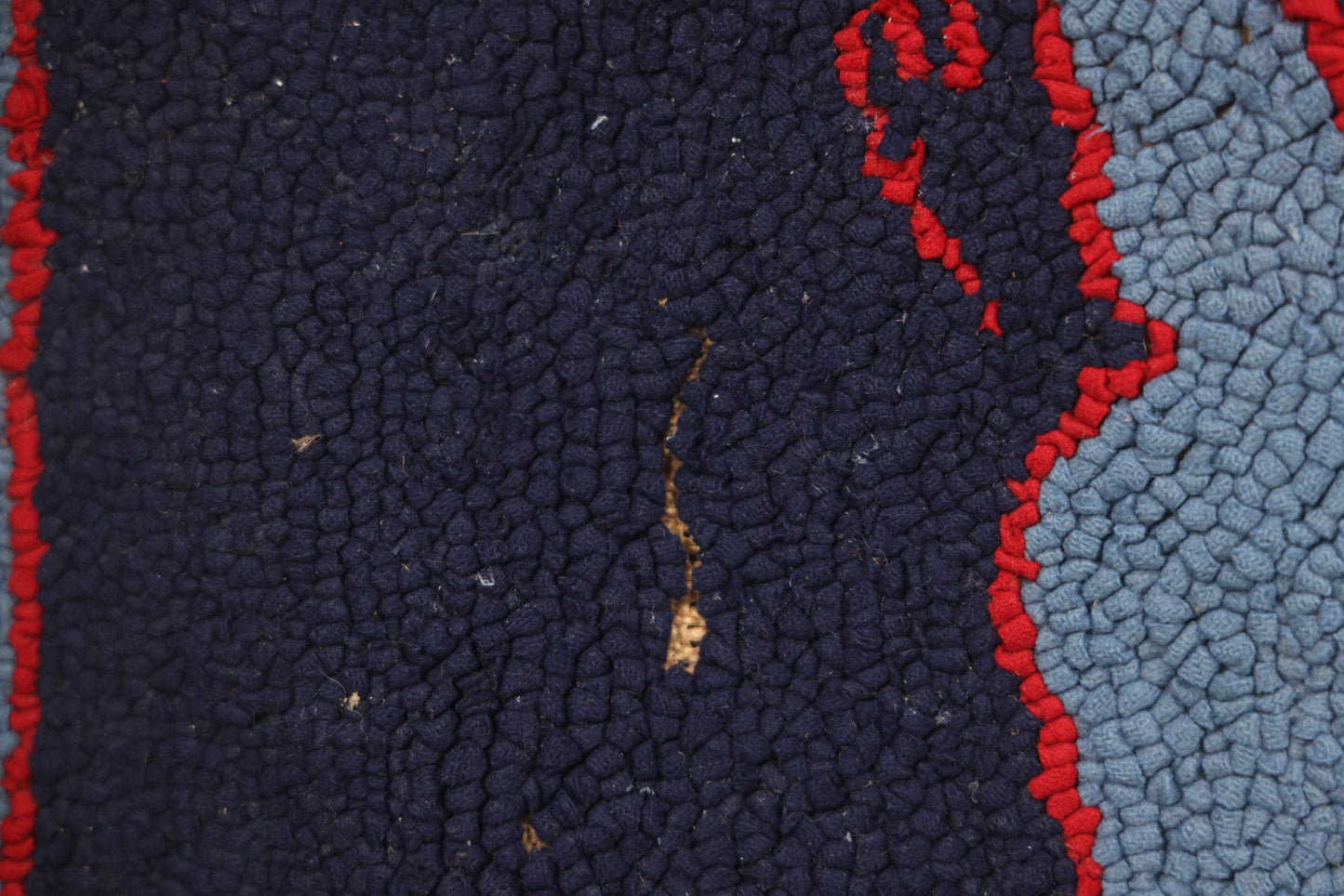 Lot 026 - Antique Folk Art Hooked Rug With Scottie Dog, Blue And Red Coloring, 33-1/2" x 21-1/2"