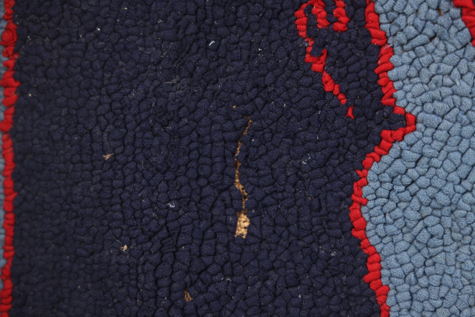 Lot 026 - Antique Folk Art Hooked Rug With Scottie Dog, Blue And Red Coloring, 33-1/2" x 21-1/2"