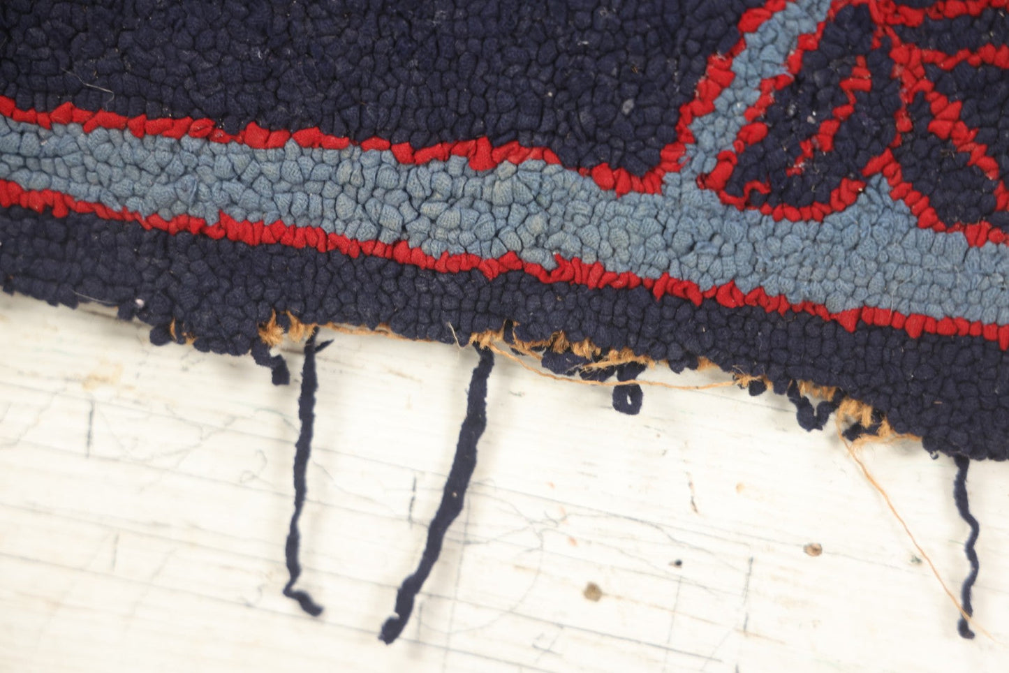 Lot 026 - Antique Folk Art Hooked Rug With Scottie Dog, Blue And Red Coloring, 33-1/2" x 21-1/2"