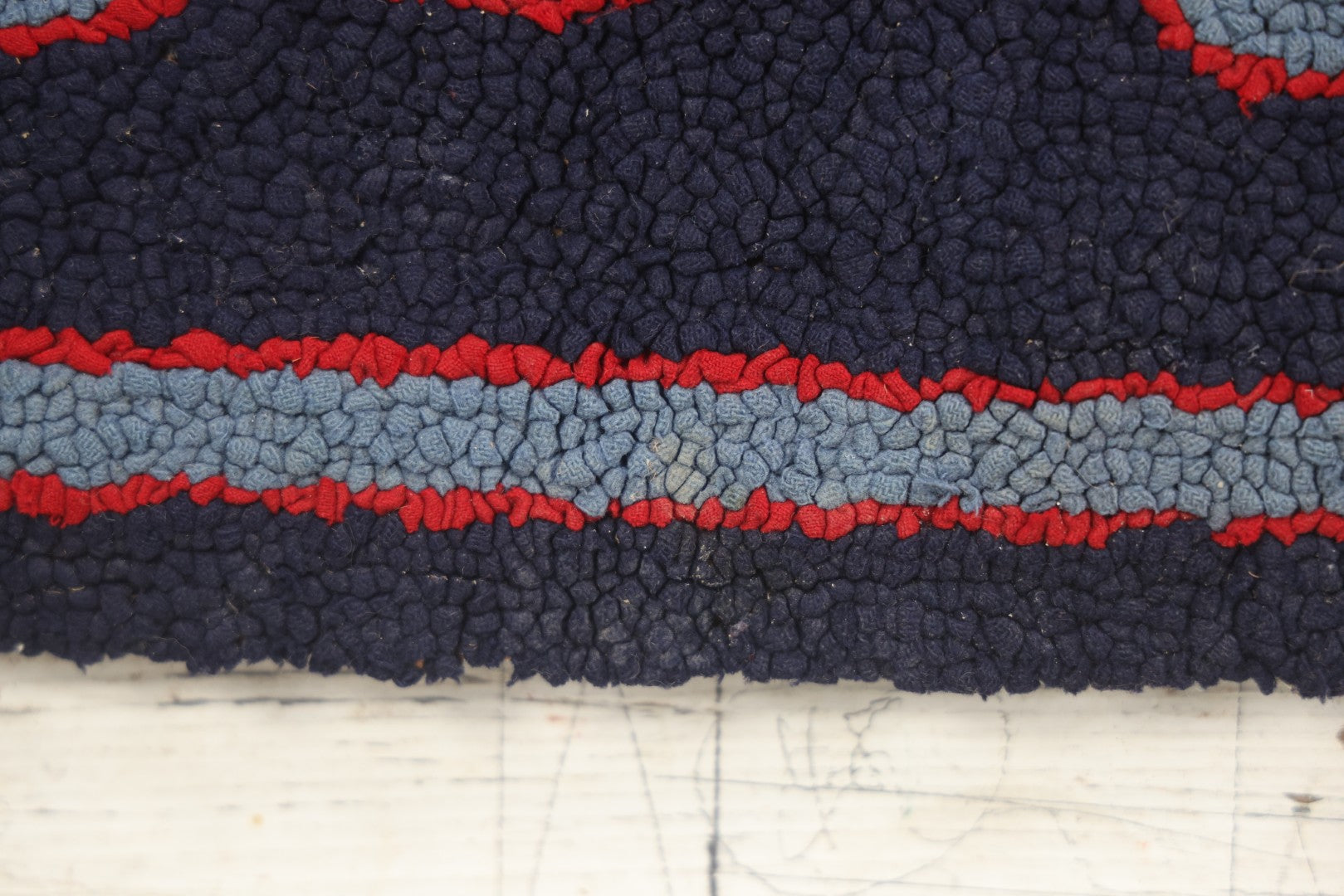 Lot 026 - Antique Folk Art Hooked Rug With Scottie Dog, Blue And Red Coloring, 33-1/2" x 21-1/2"