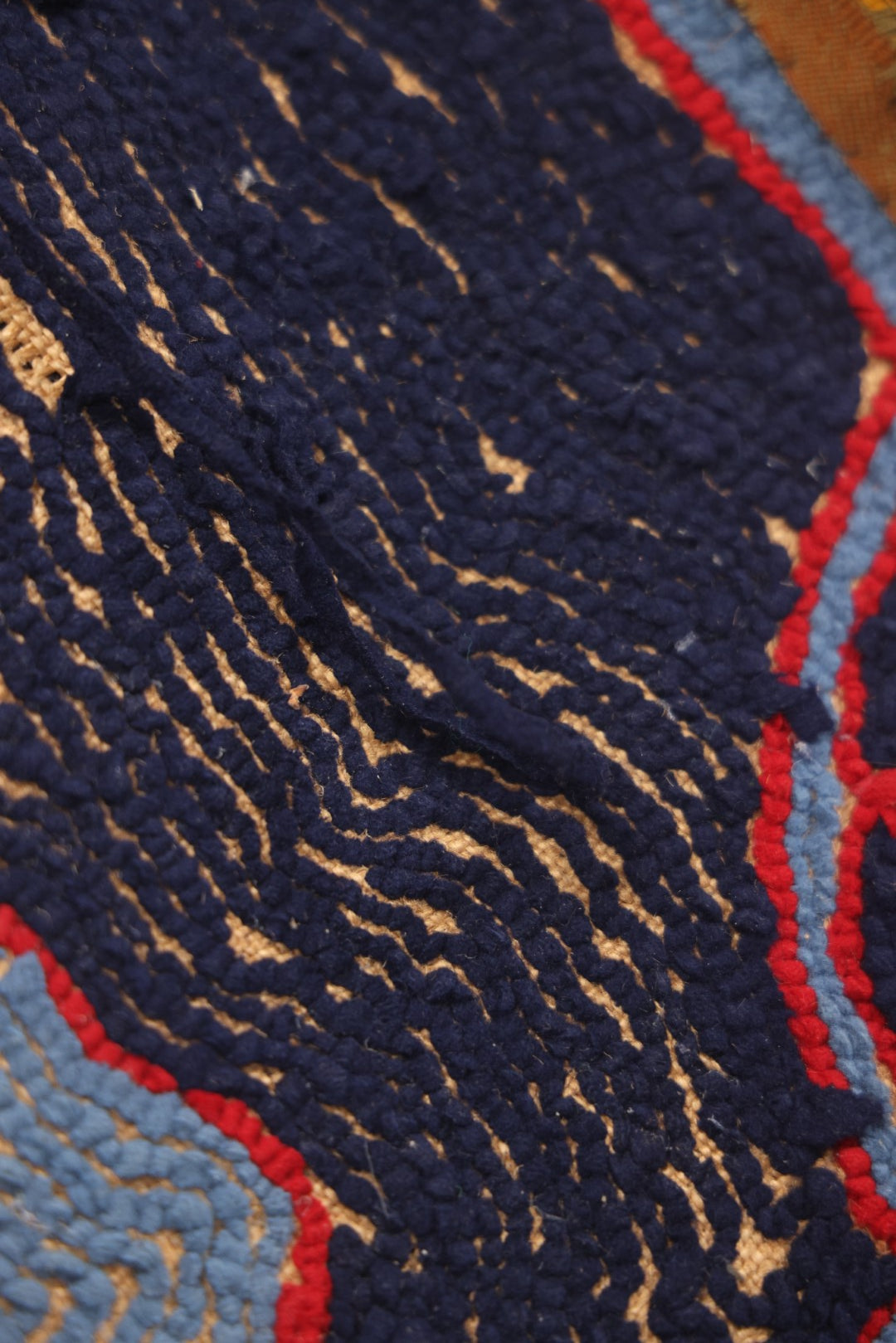 Lot 026 - Antique Folk Art Hooked Rug With Scottie Dog, Blue And Red Coloring, 33-1/2" x 21-1/2"