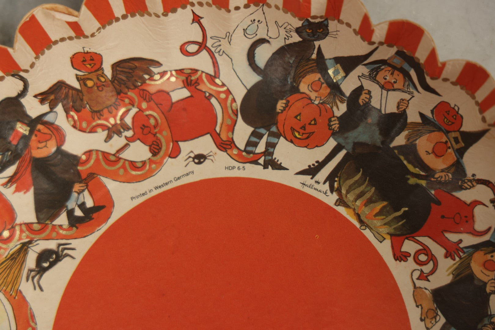 Lot 040 - Vintage Hallmark Paper Candy Bowl With Cartoon Witches, Devils, Snakes, Owls, And Black Cats, Printed In Western Germany, Item No. H.D.P. 6-5, 11" Diameter