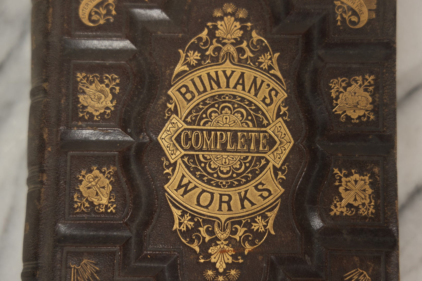 Lot 061 - "The Complete Works Of John Bunyan" Antique Illustrated Book, Embossed Gilt-Stamped Leather Fine Binding, Illustrations Engraved By A.B. Walter, Published By Bradley, Garretson & Co., Philadelphia, 1873