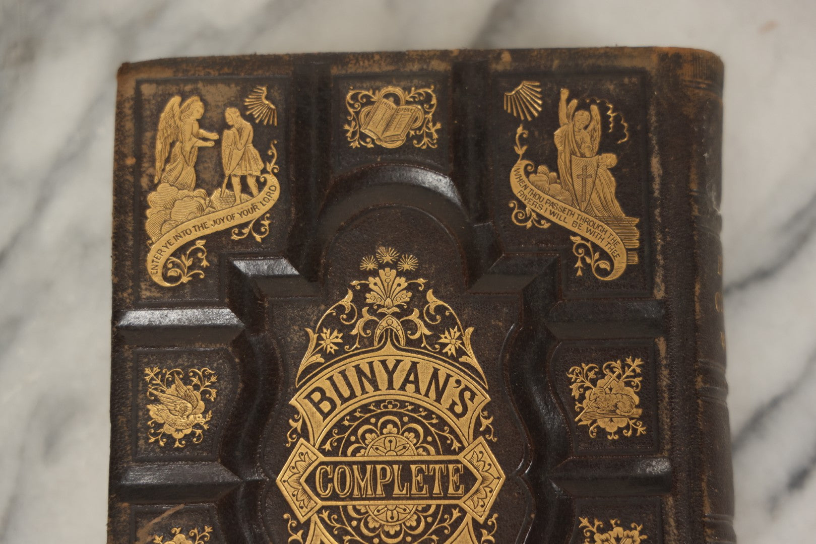 Lot 061 - "The Complete Works Of John Bunyan" Antique Illustrated Book, Embossed Gilt-Stamped Leather Fine Binding, Illustrations Engraved By A.B. Walter, Published By Bradley, Garretson & Co., Philadelphia, 1873