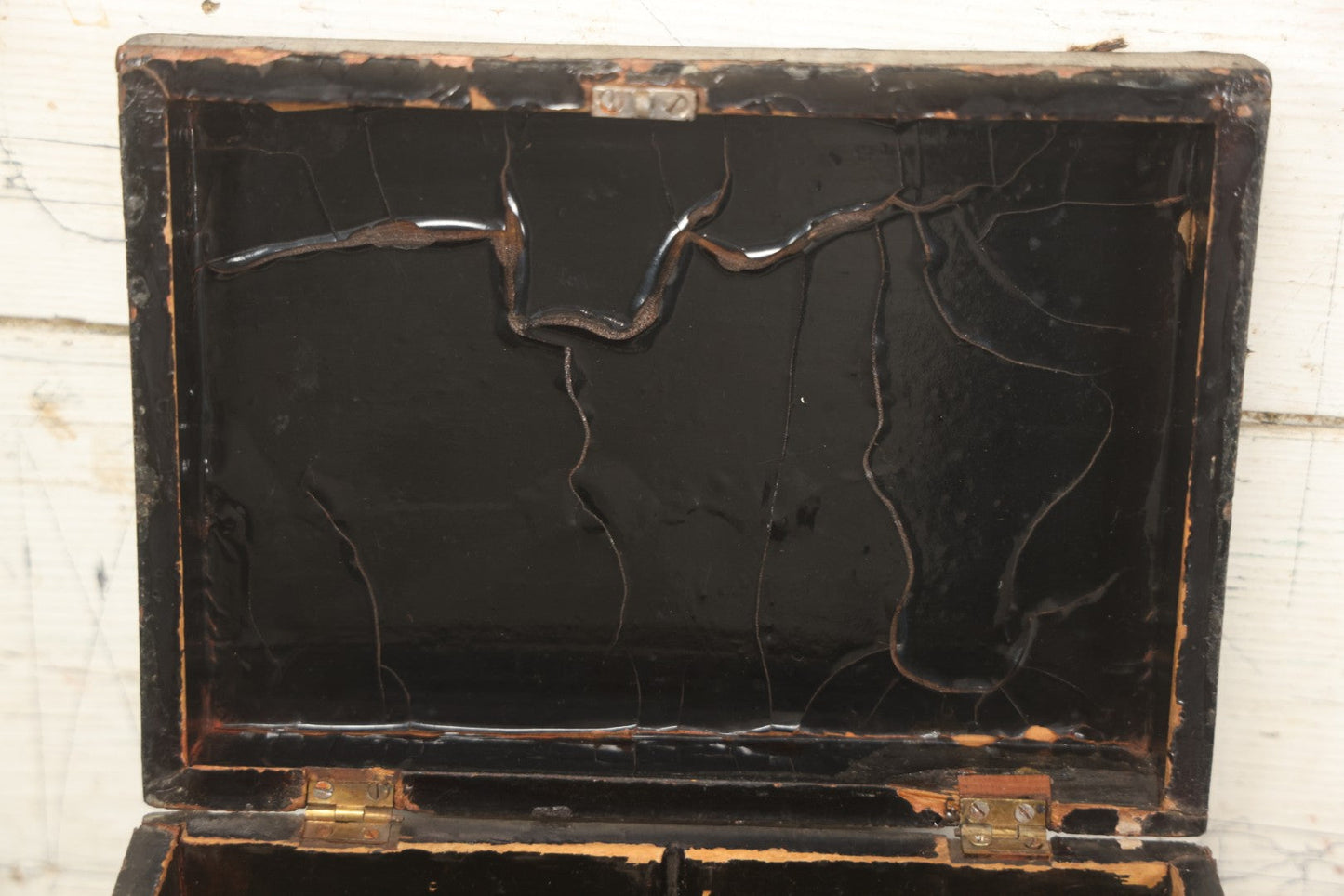 Lot 070 - Antique Lacquered Wooden Box With Original Surface, Remnants Of Old Paint, Hinged Lid