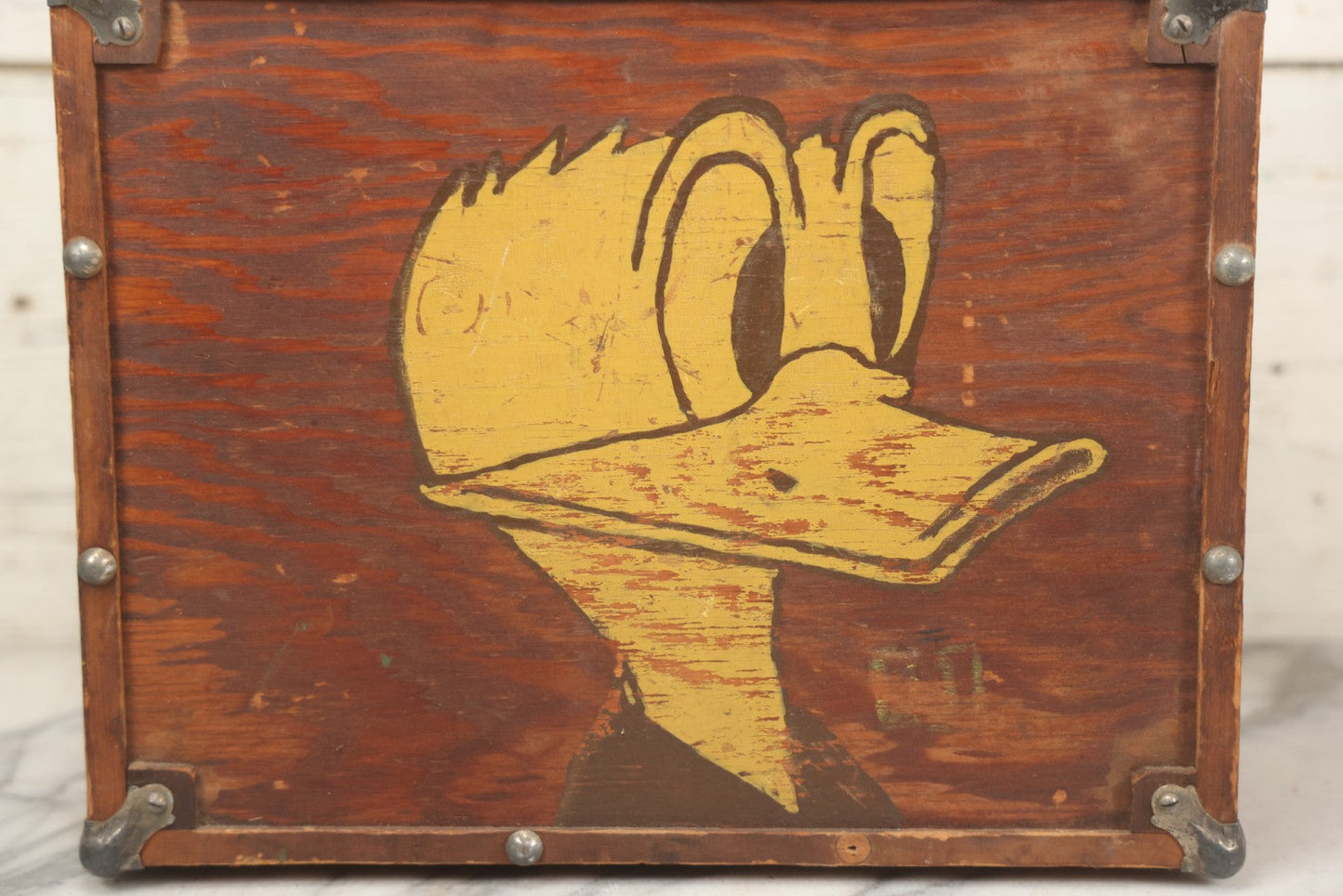 Lot 071 - Vintage Donald Duck Folk Art Painted Wooden Roller Skates Carrying Case With Handle, Circa 1950s New Jersey