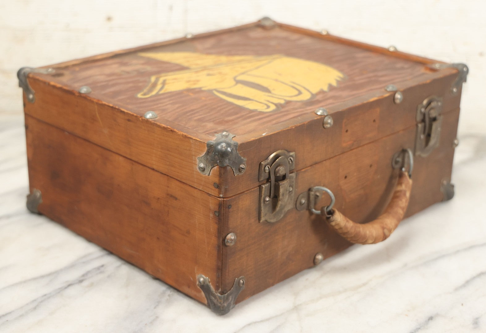 Lot 071 - Vintage Donald Duck Folk Art Painted Wooden Roller Skates Carrying Case With Handle, Circa 1950s New Jersey