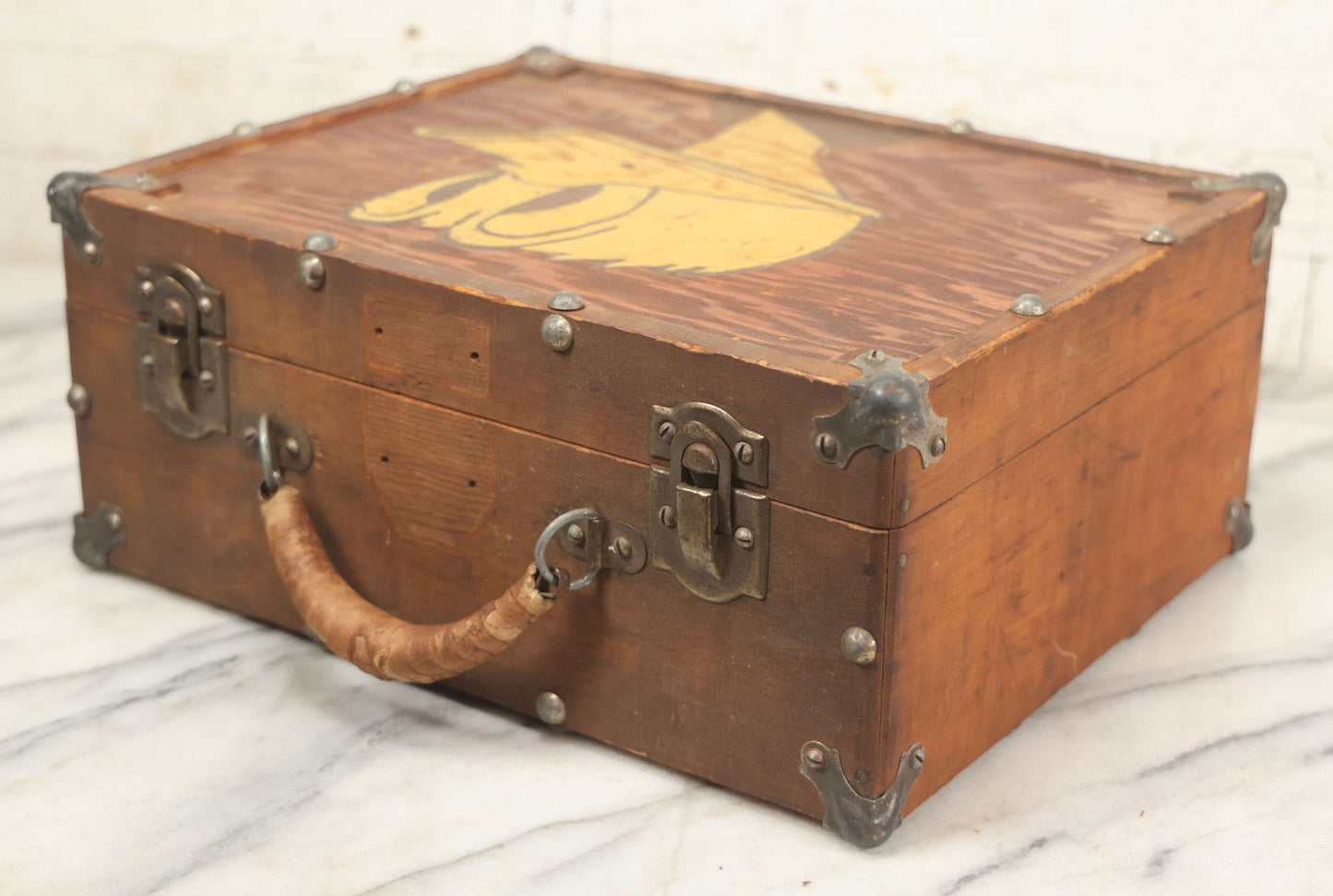 Lot 071 - Vintage Donald Duck Folk Art Painted Wooden Roller Skates Carrying Case With Handle, Circa 1950s New Jersey