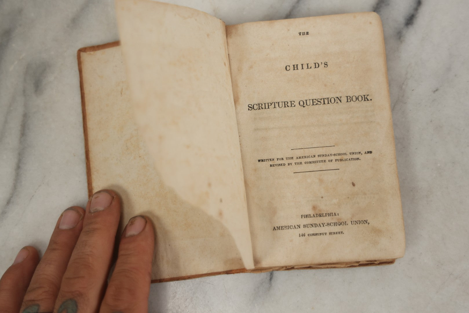 Lot 179 - "The Child's Scripture Question Book" Antique Illustrated Religious Lesson Book With 63 Engravings, Published By The American Sunday School Union, Philadelphia, 1836