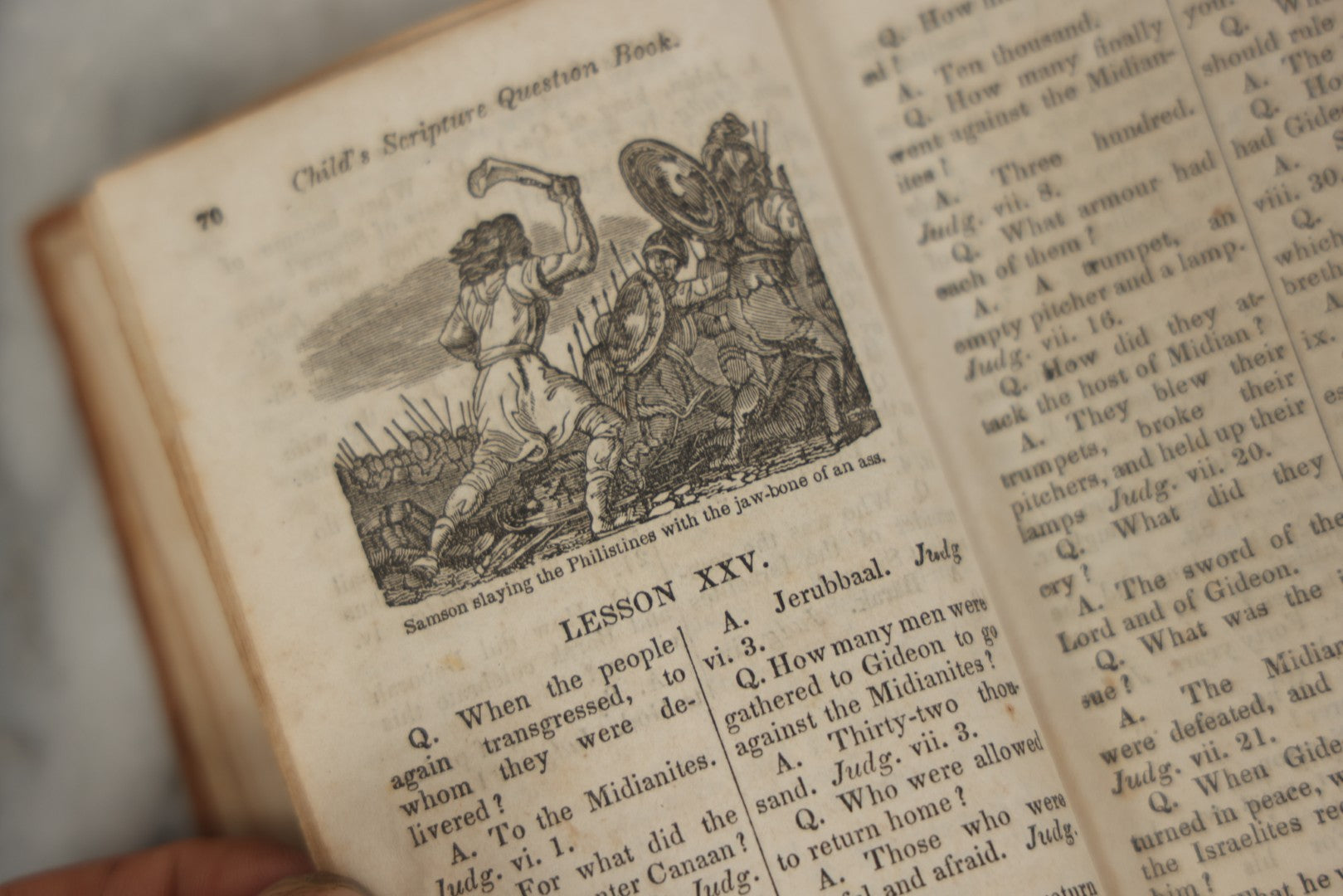 Lot 179 - "The Child's Scripture Question Book" Antique Illustrated Religious Lesson Book With 63 Engravings, Published By The American Sunday School Union, Philadelphia, 1836