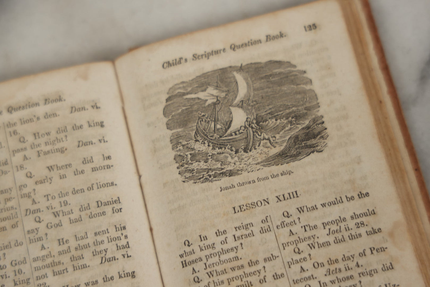 Lot 179 - "The Child's Scripture Question Book" Antique Illustrated Religious Lesson Book With 63 Engravings, Published By The American Sunday School Union, Philadelphia, 1836