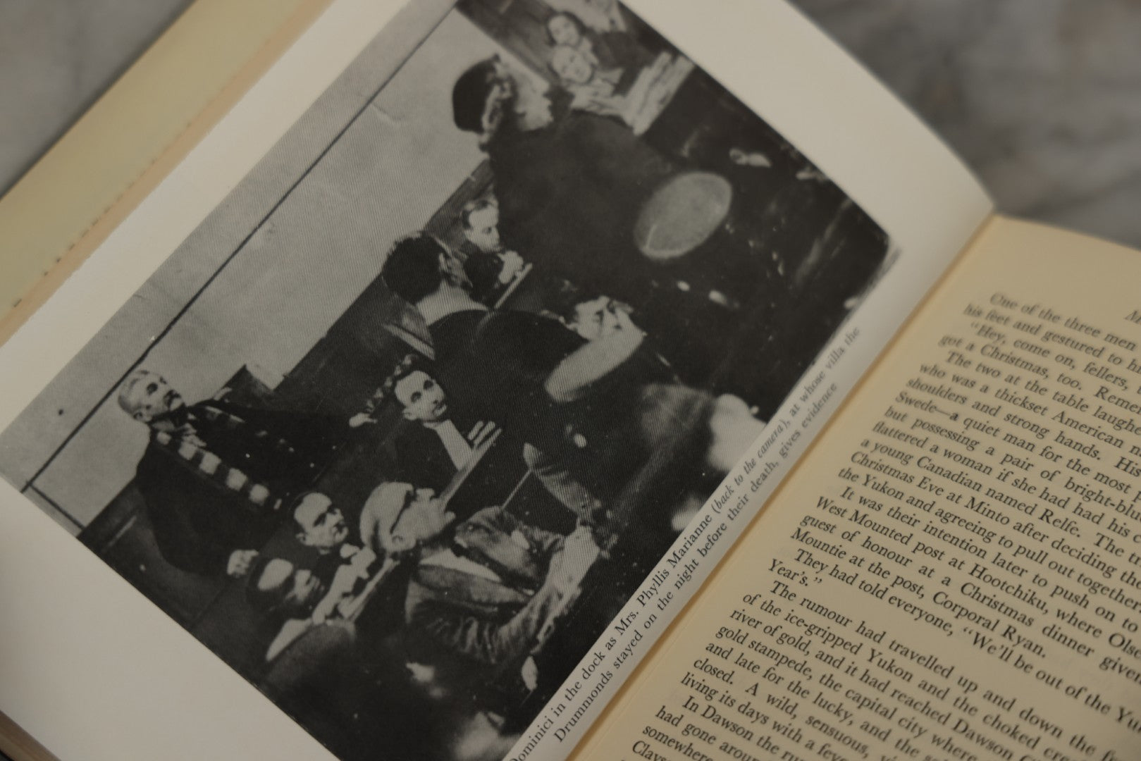 Lot 202 - "Murder In Lonely Places" Vintage Book By Bruce Sanders, Published By Herbert Jenkins, London, 1960, Original Dust Jacket