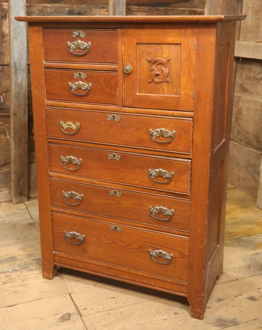 Antique Oak Gentleman's Chest Of Drawers With Hatbox Compartment, Circa Early 20th Century