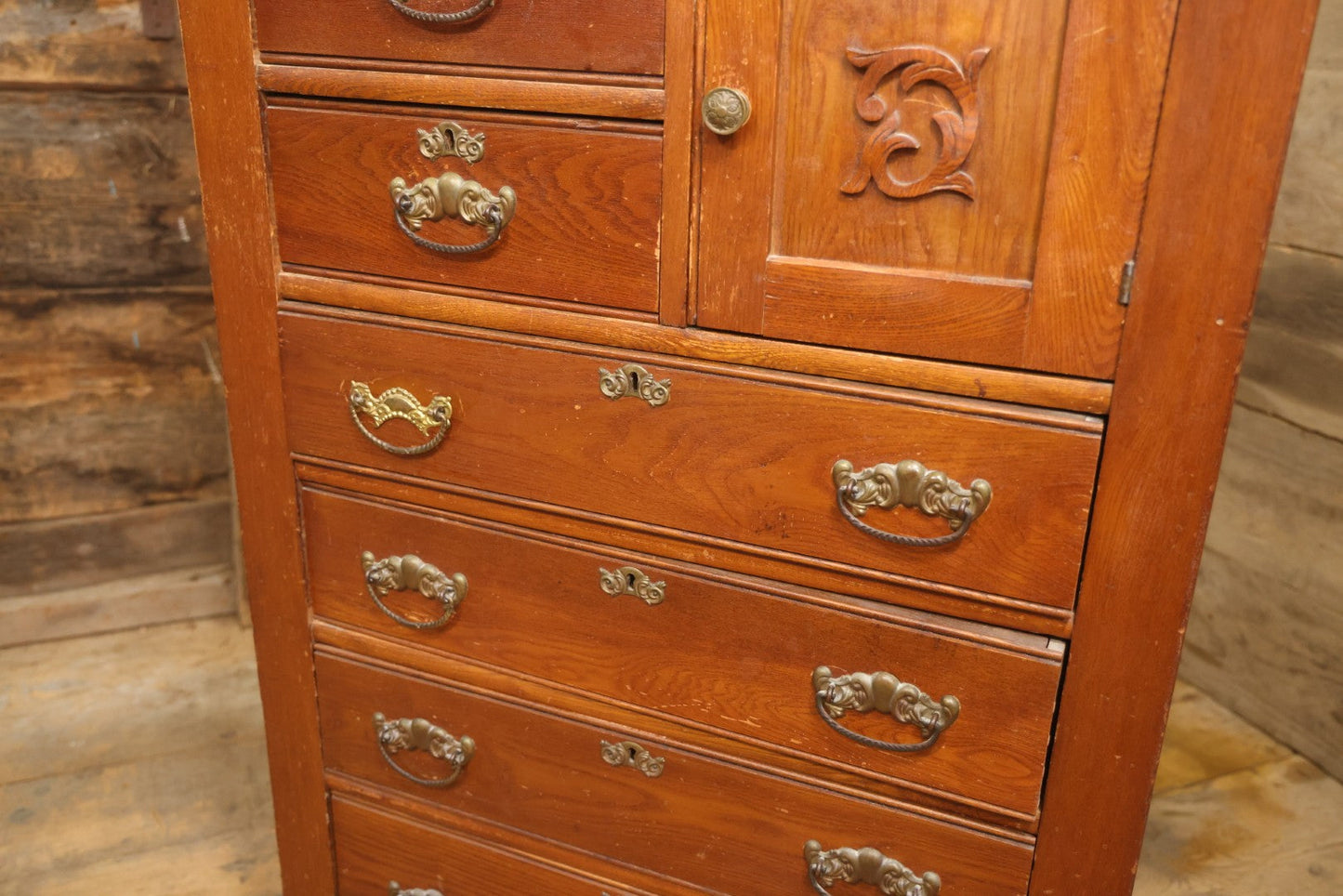 Antique Oak Gentleman's Chest Of Drawers With Hatbox Compartment, Circa Early 20th Century