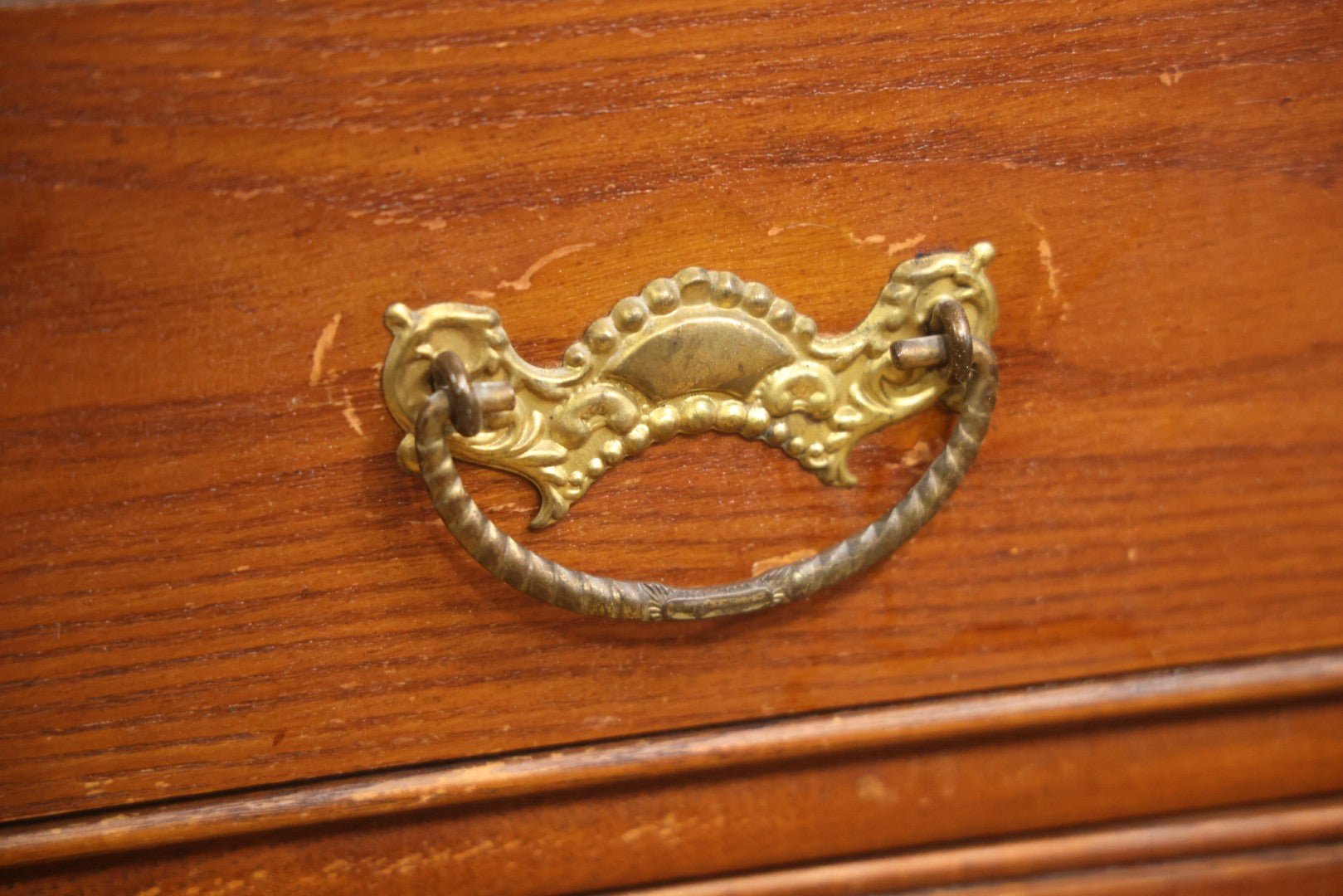Antique Oak Gentleman's Chest Of Drawers With Hatbox Compartment, Circa Early 20th Century