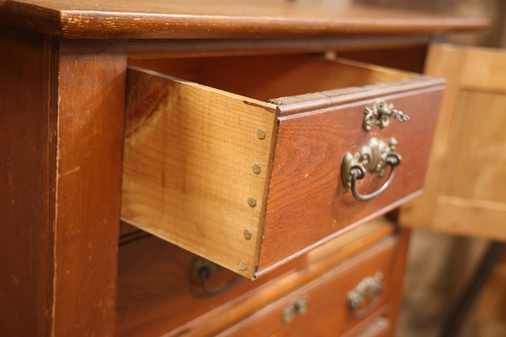 Antique Oak Gentleman's Chest Of Drawers With Hatbox Compartment, Circa Early 20th Century