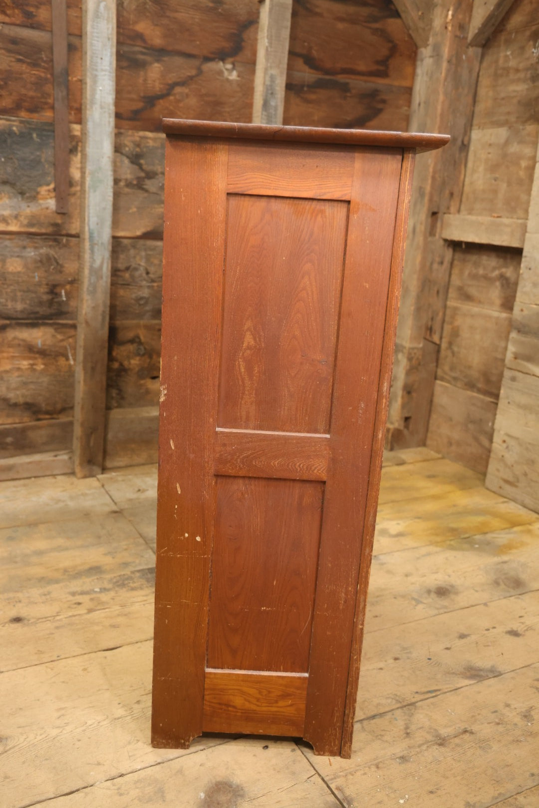 Antique Oak Gentleman's Chest Of Drawers With Hatbox Compartment, Circa Early 20th Century