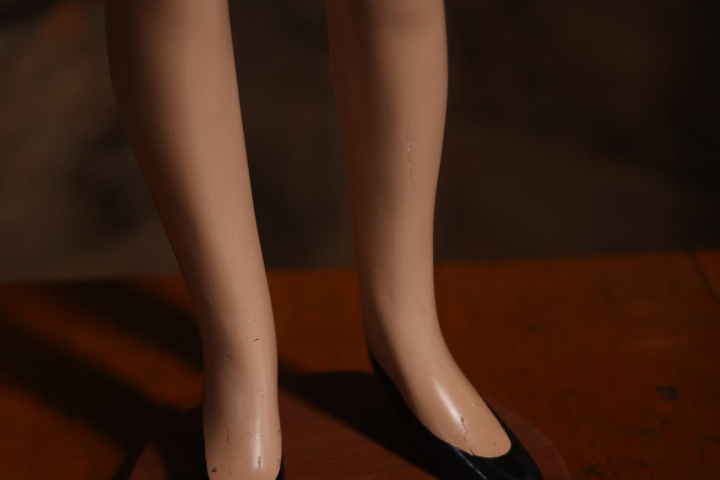 Vintage Plaster Female Mannequin Figure On Base, Circa 1940s 36-1/2" H