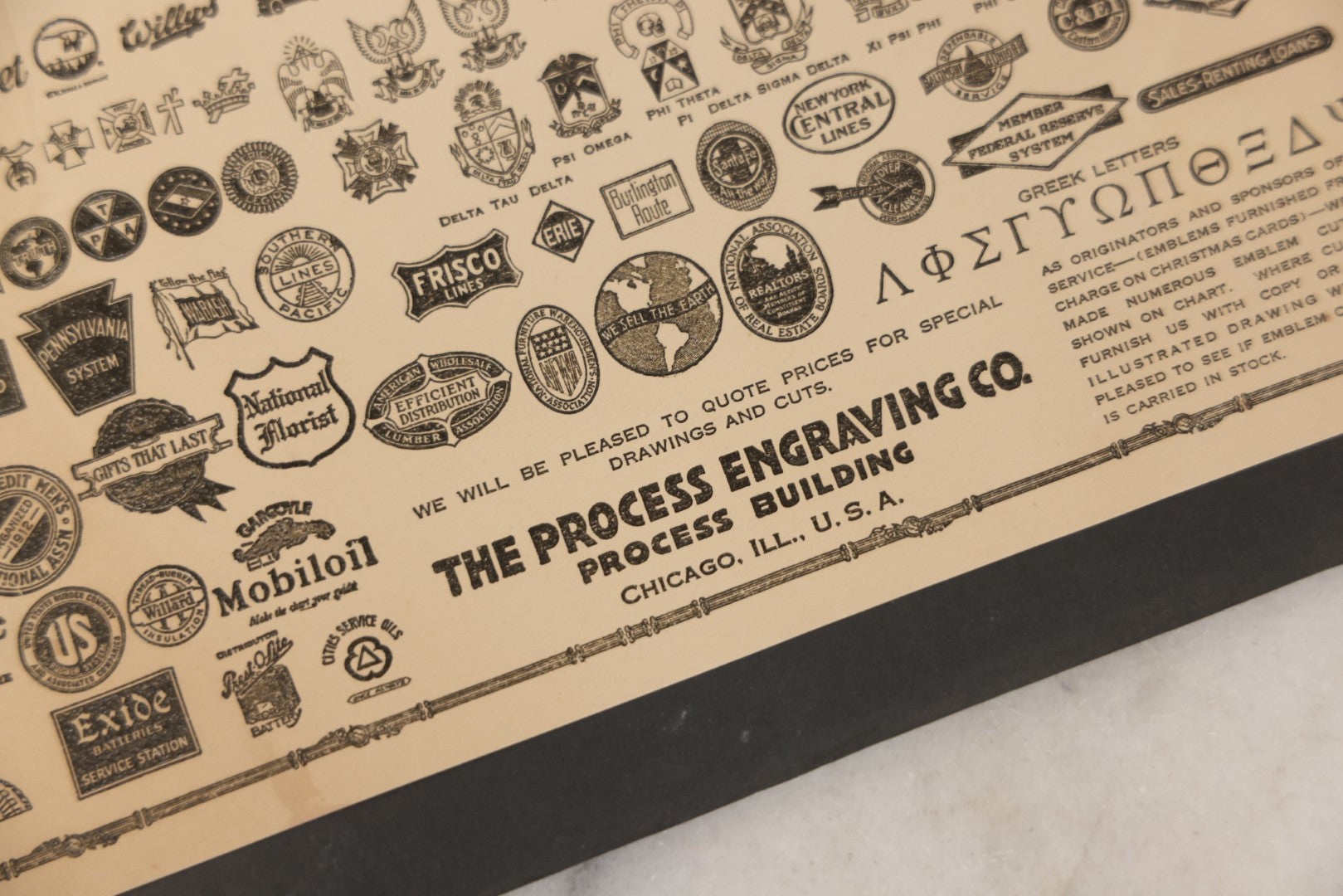 Lot 002 - Antique Greeting Cards Sample Book, "Xmas Greeting Cards, De Luxe, From The Studios Of The Process Engraving Co.," Chicago, Illinois, Circa Early 20th Century