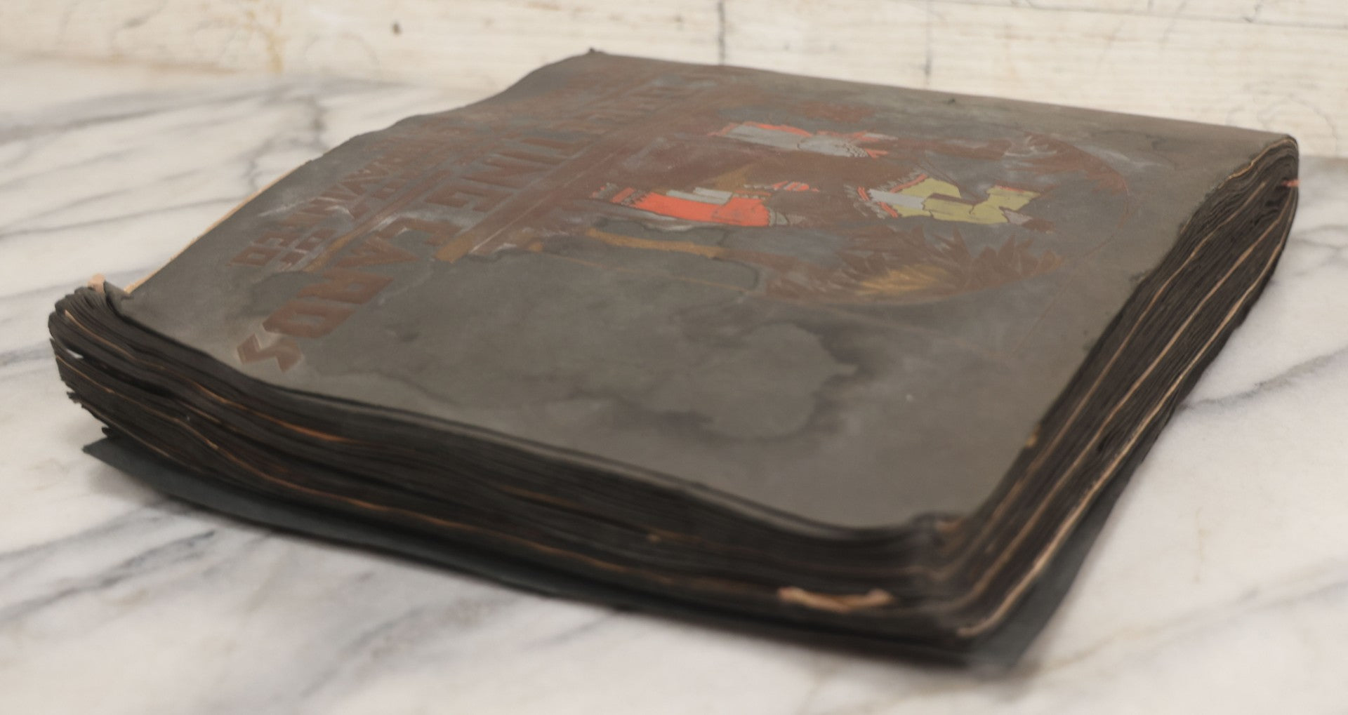 Lot 002 - Antique Greeting Cards Sample Book, "Xmas Greeting Cards, De Luxe, From The Studios Of The Process Engraving Co.," Chicago, Illinois, Circa Early 20th Century