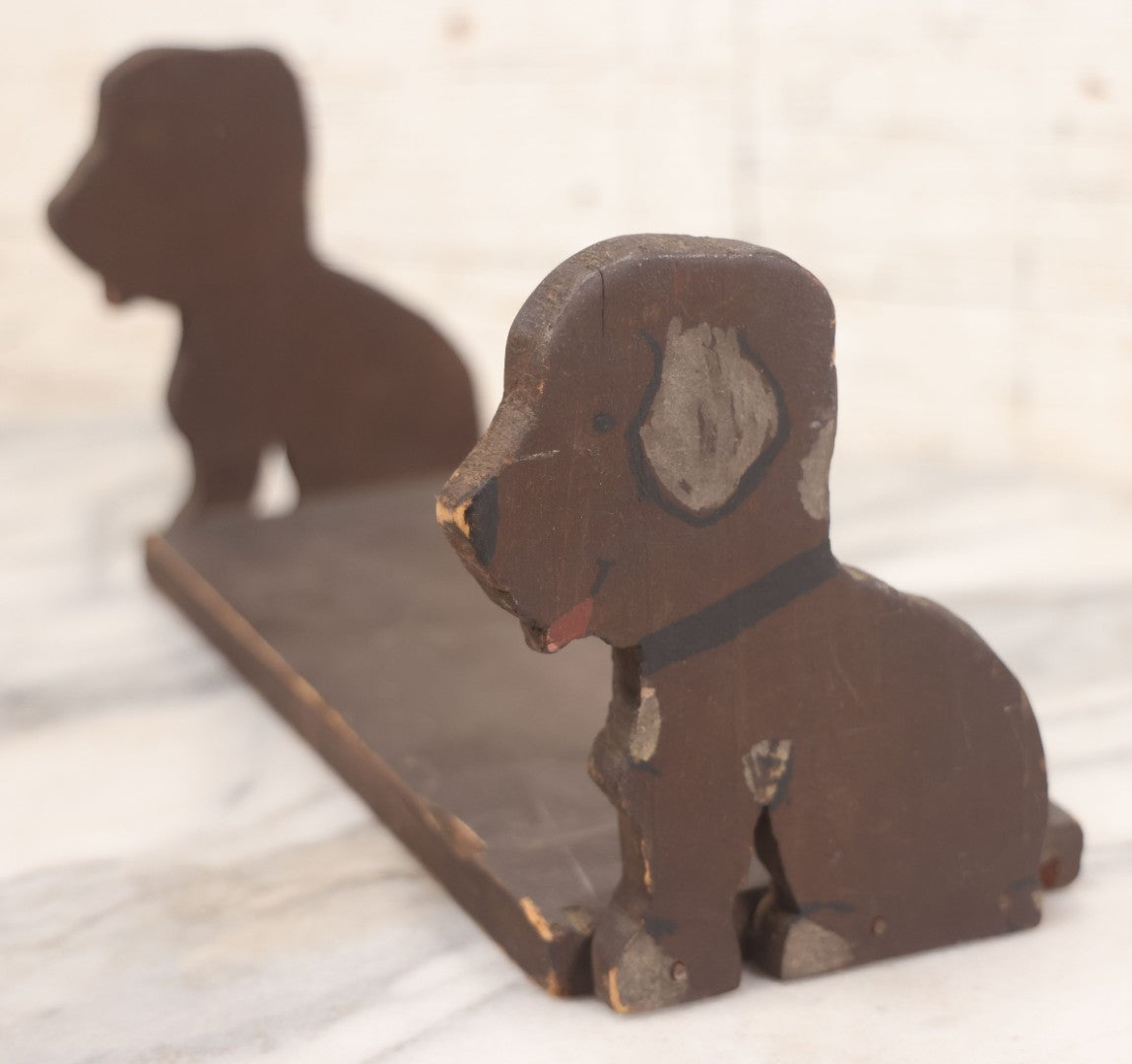 Lot 028 - Vintage Hand-Cut Hand-Painted Folk Art Wooden Bookstand With Smiling Brown Dog